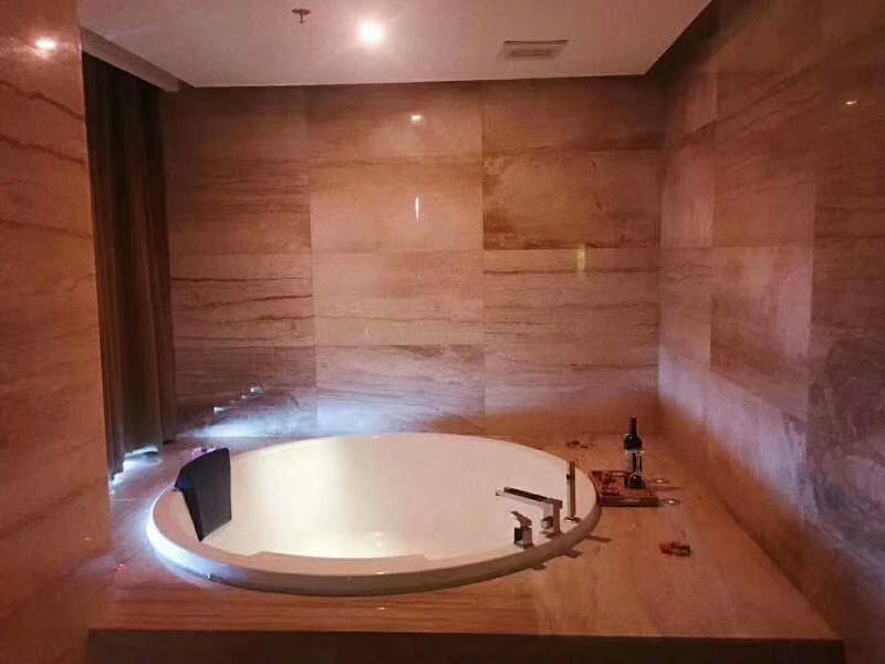 昨晚去体验了周口高端减压会所,一定要去一次哦